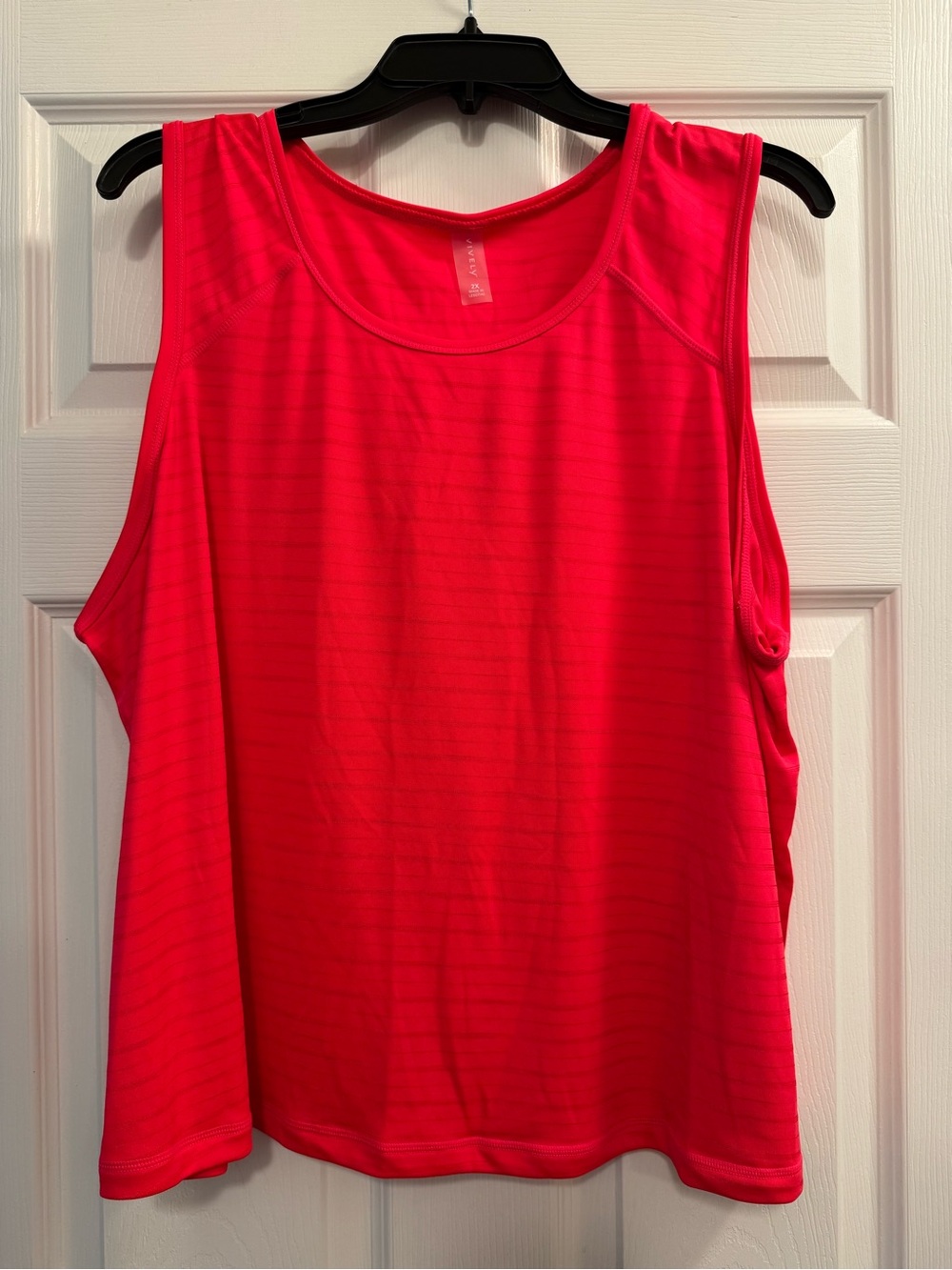 Women's Athletic Sleeveless Tank - Vibrant Pink